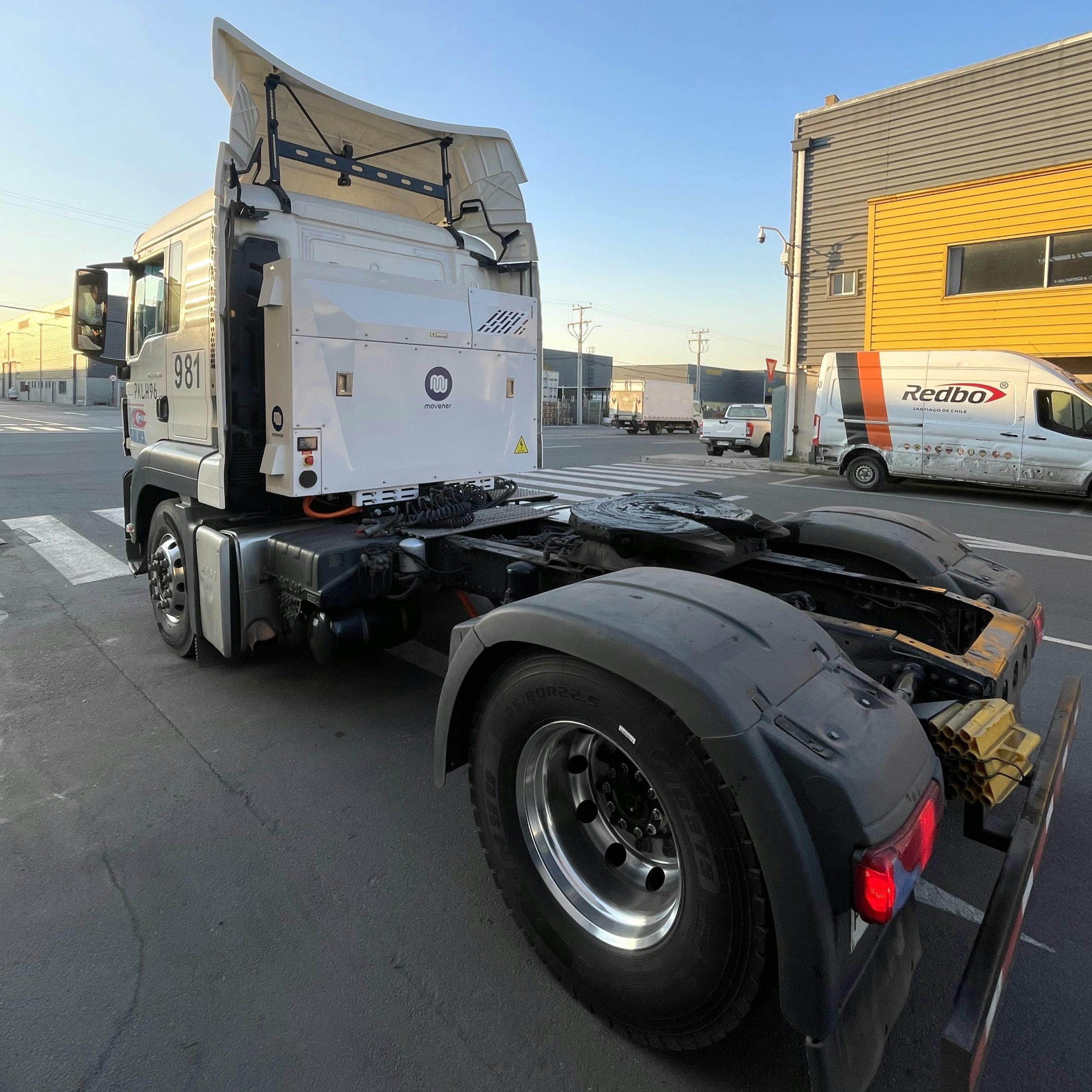 camion hibrido electrico 3