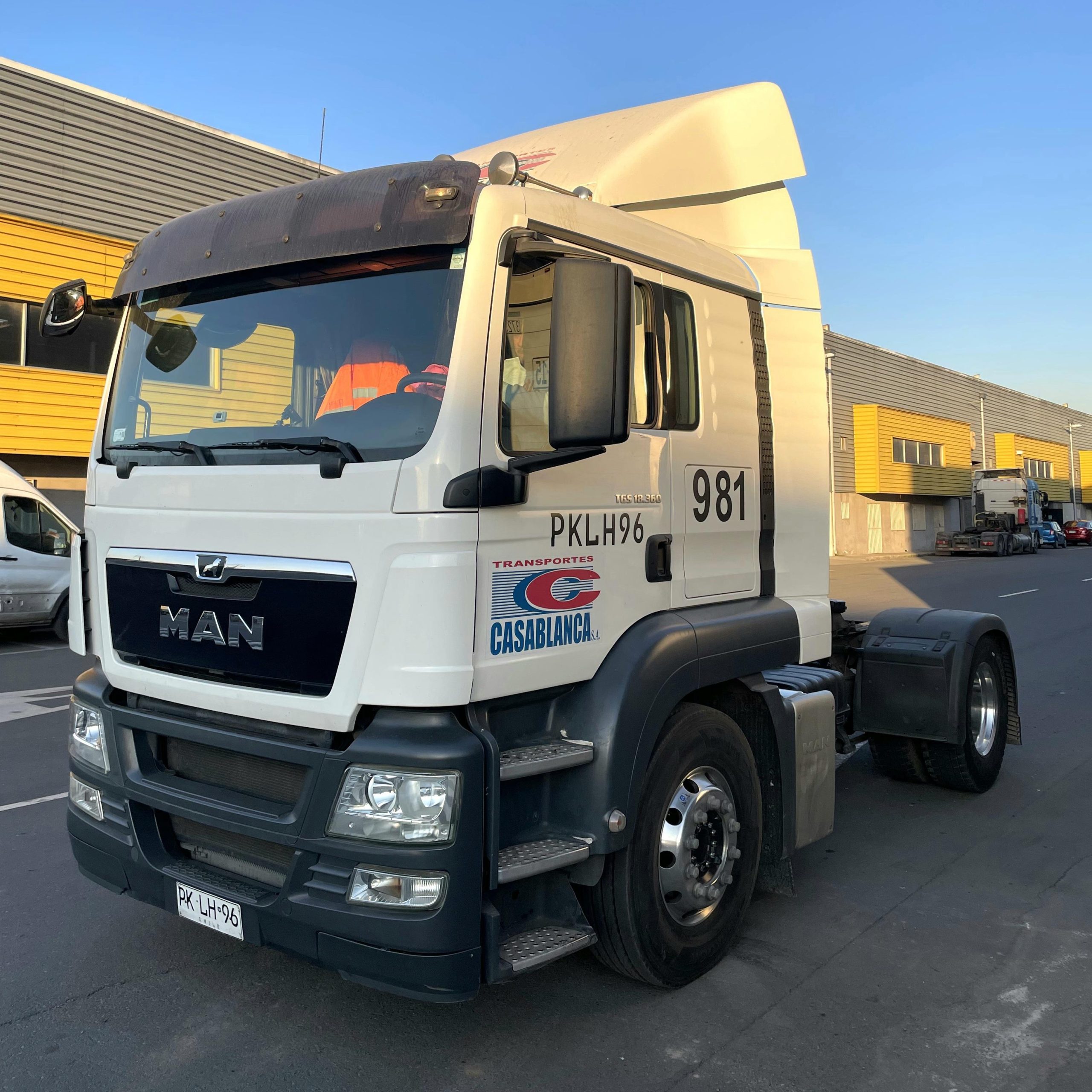 camion hibrido electrico 4